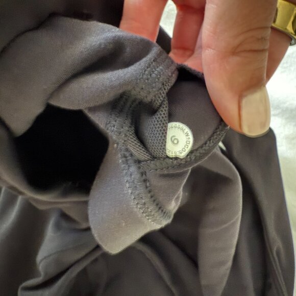 Lululemon Align tank - Picture 4 of 4